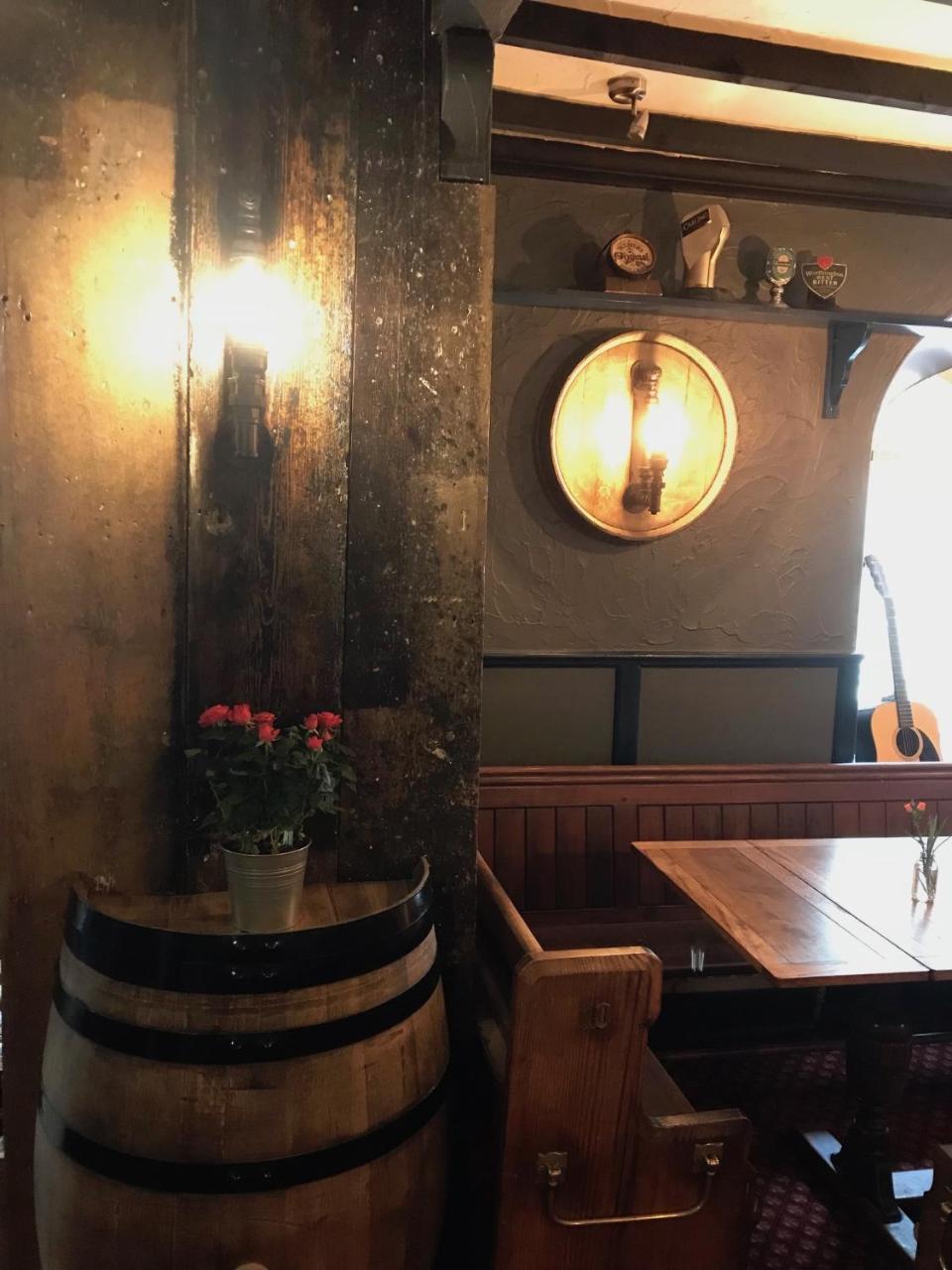Cottage Inn Линтън Екстериор снимка